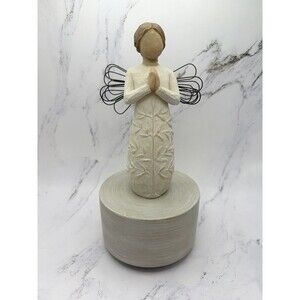 Willow Tree Musical Angel Figurine That Plays 'Amazing Grace' 2010 Susan Lordi